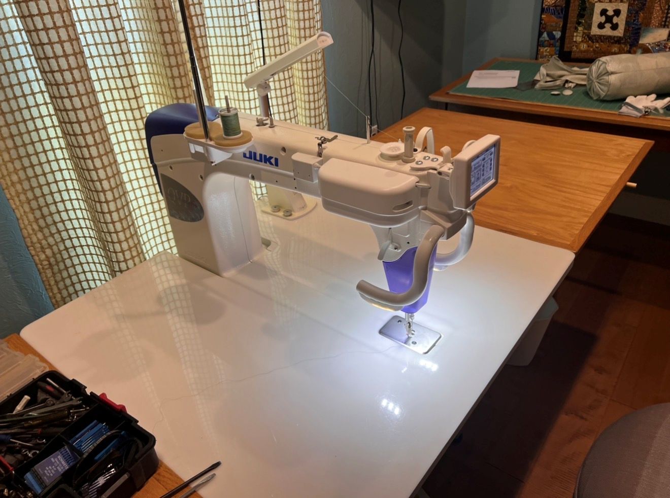 Comprehensive sewing machine maintenance for commercial tailor shops