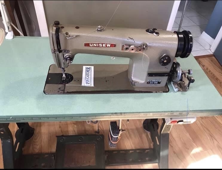 Commercial sewing machine maintenance and thread tension adjustment service